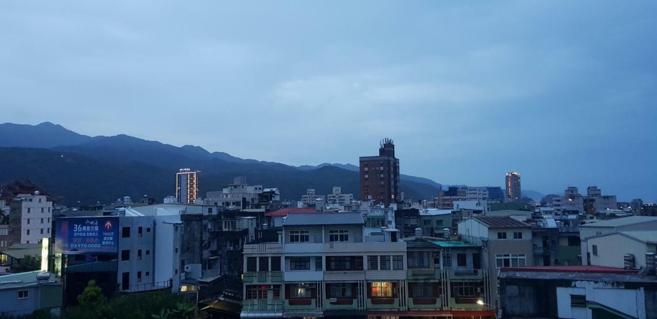 Toucheng Homestay Экстерьер фото